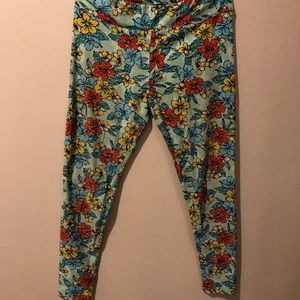 Tc lularoe leggings